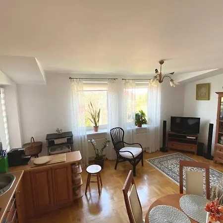 Apartament 40 M Kw Z Garazem Podziemnym